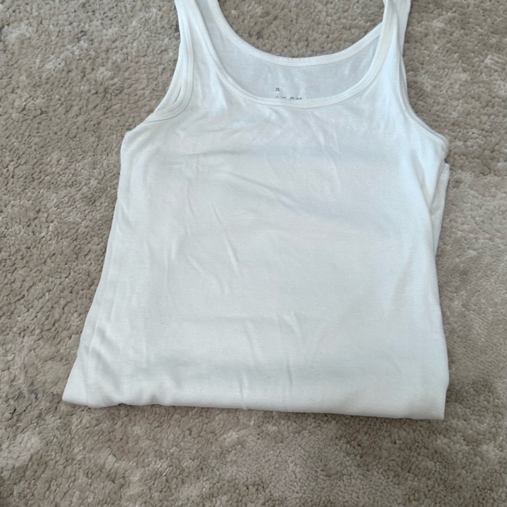 2 pack white and black tank tops - Picture 4 of 4